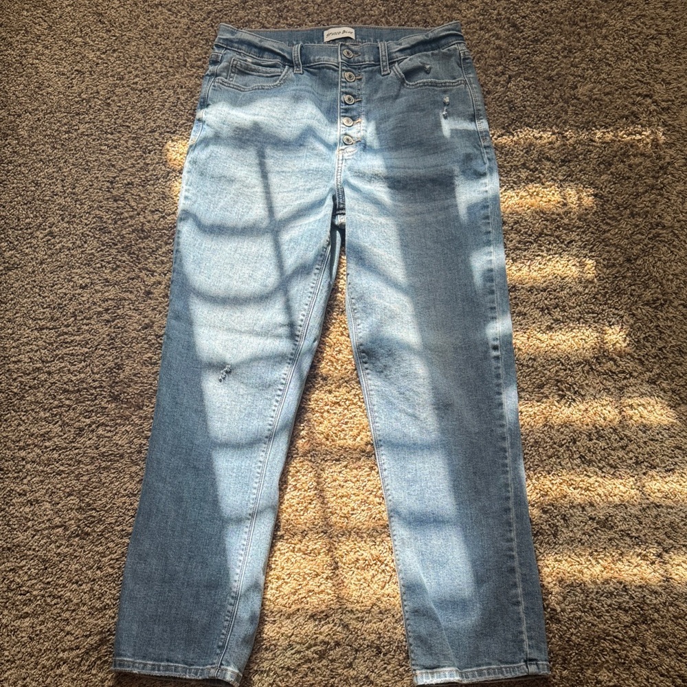 Studio Blue Light Wash Jeans